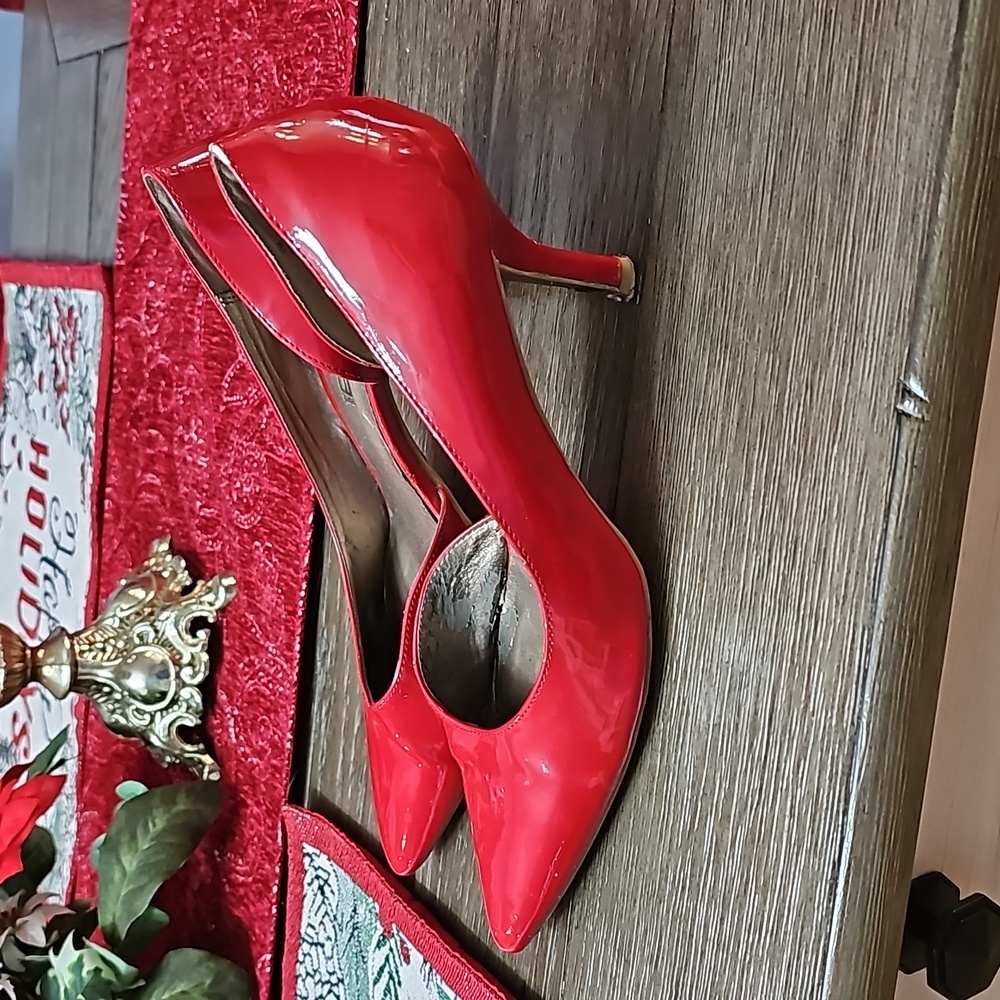Red Moda Spana heels - Picture 2 of 7